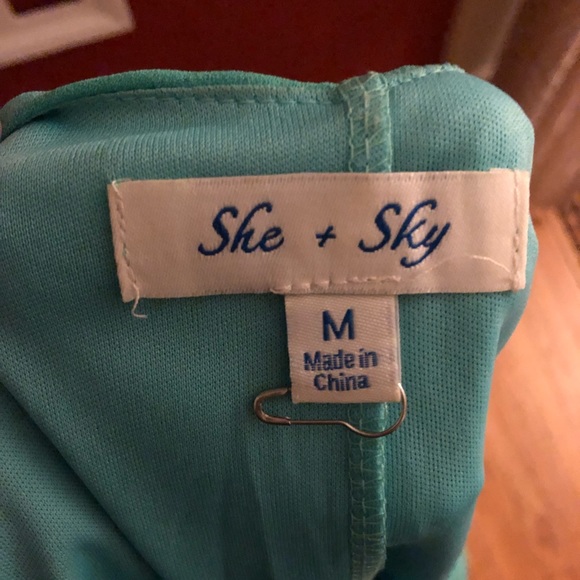 Pretty green swing top - Picture 5 of 6